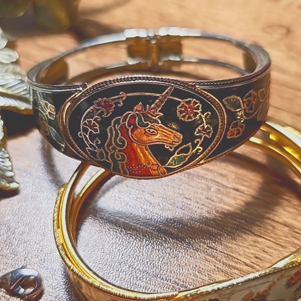 Vintage Dark Blue Enamel Cloisonne Unicorn Hinge Bracelet